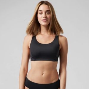 NWT Athleta Malibu Bikini Top, Black